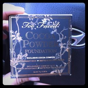 Too faced cocoa powder